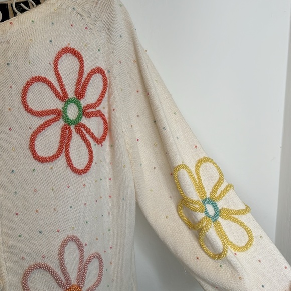 Michael Simon pastel beads floral white sweater - Picture 3 of 12